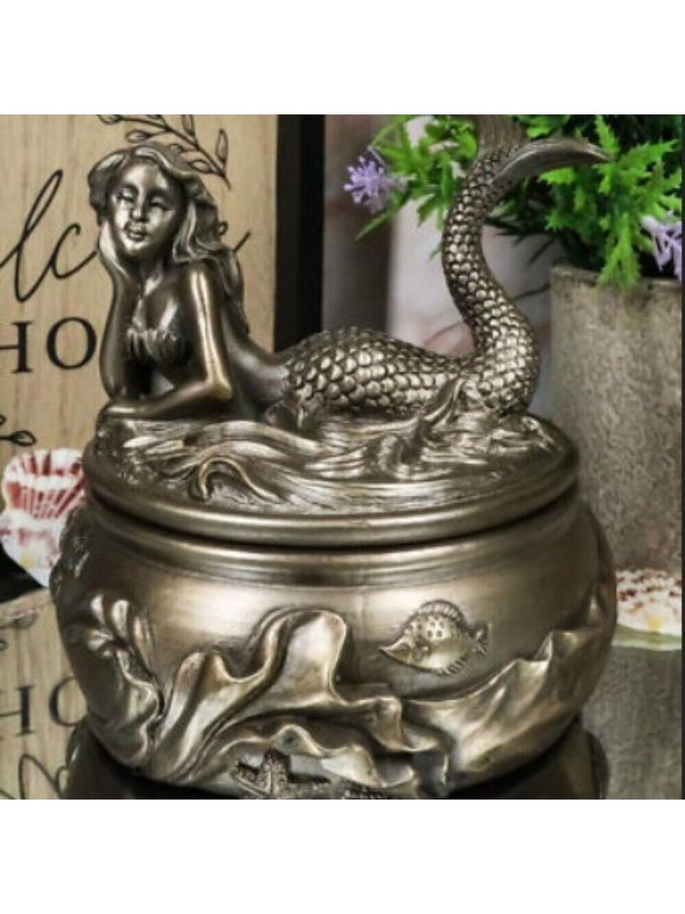 Bronze Mermaid jewelry trinket box - Picture 2 of 6